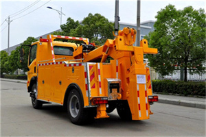 兴国高速路拖车费